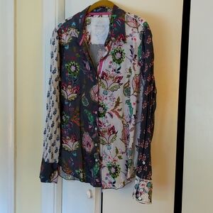 Women's Cino blouse size medium